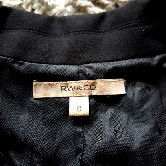 RW&CO | Black women's blazer suit coat light shoulder pads - Picture 9 of 10